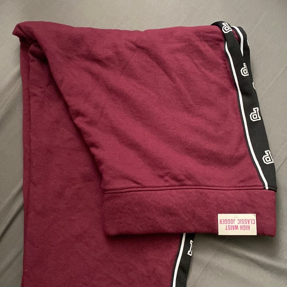 Sweatpants - Picture 1 of 2